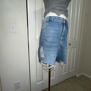 H&M Light Blue Distressed Denim Shorts with Frayed Hem